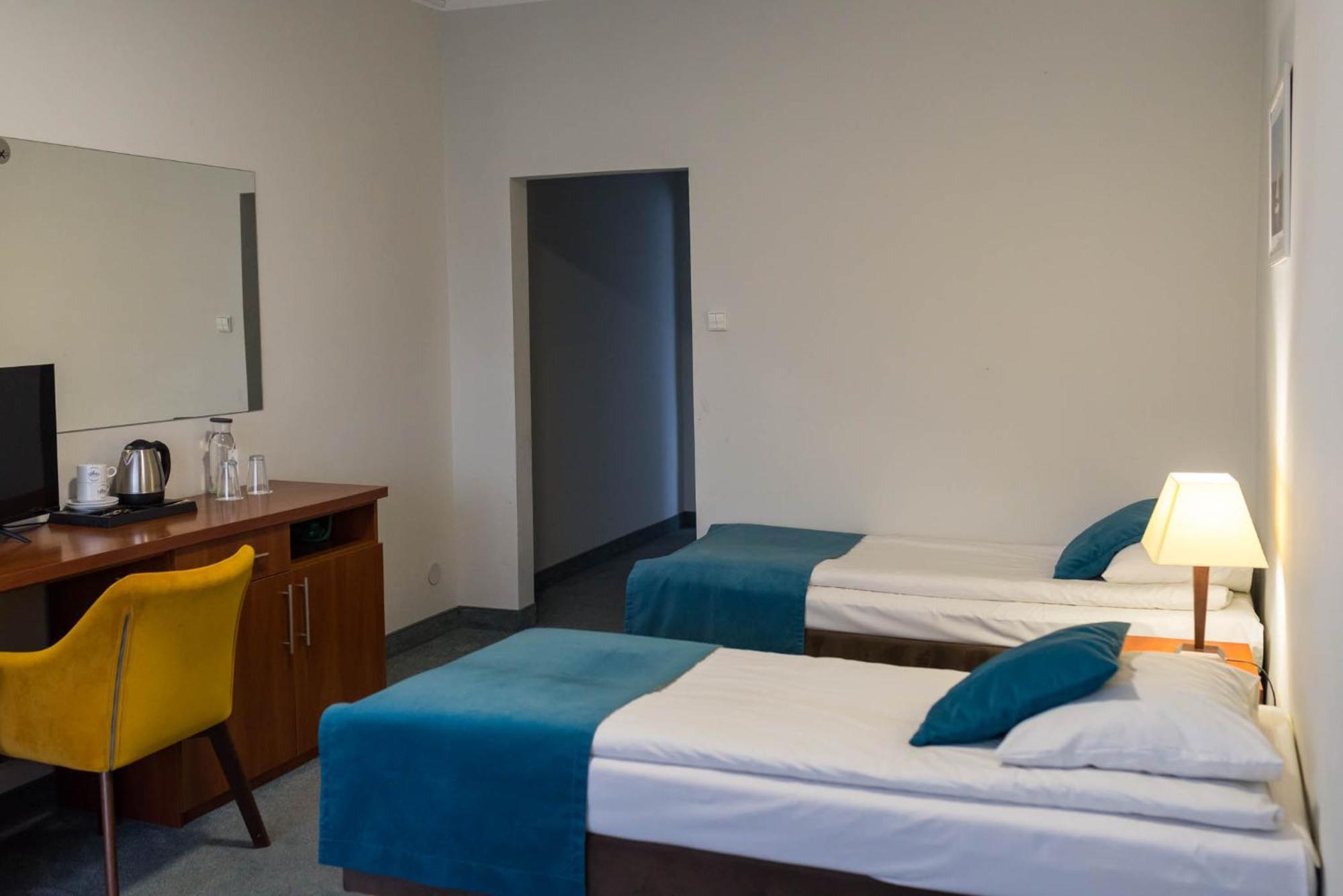Hotel Mazury Gizycko Bagian luar foto