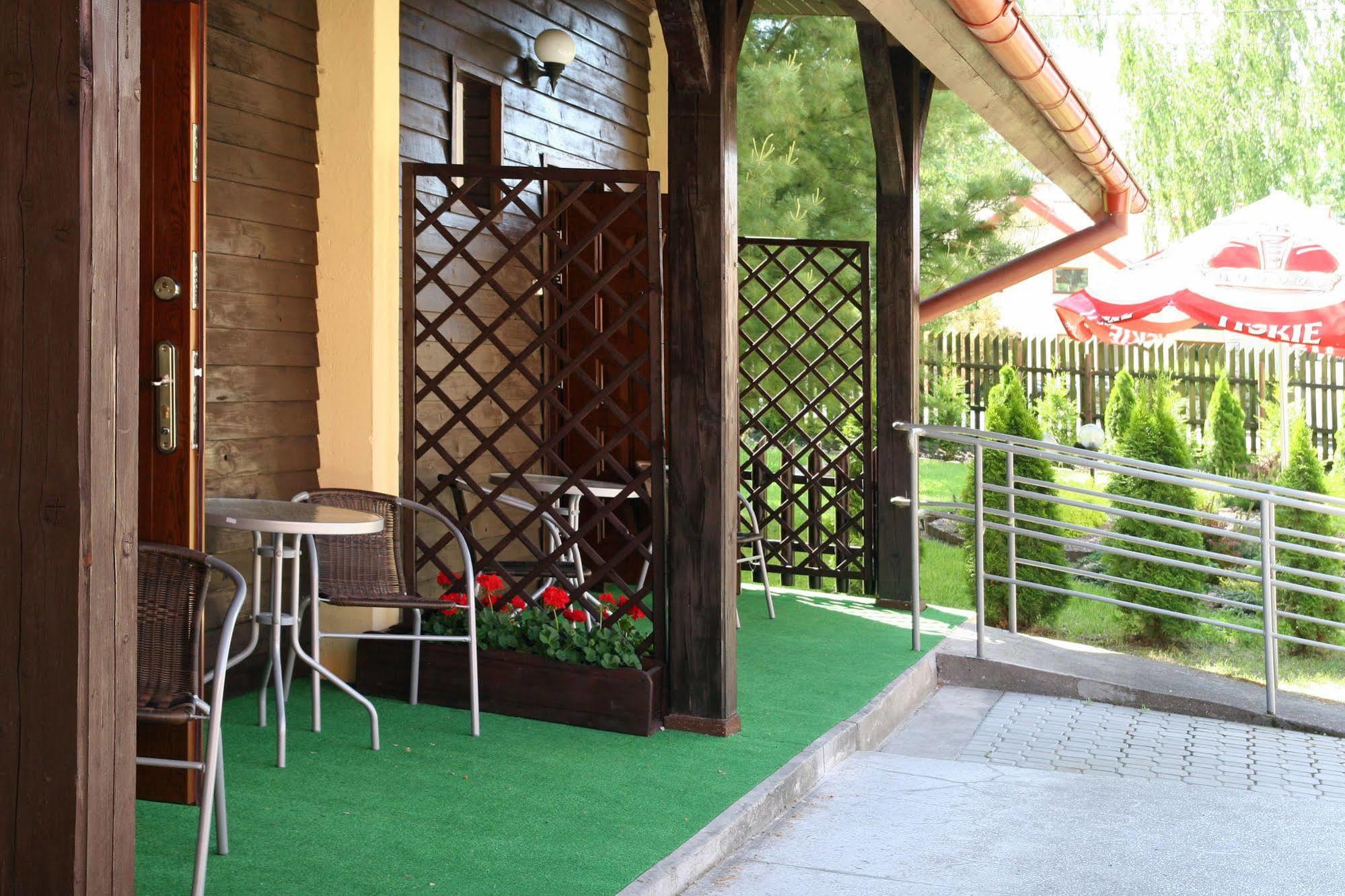 Hotel Mazury Gizycko Bagian luar foto